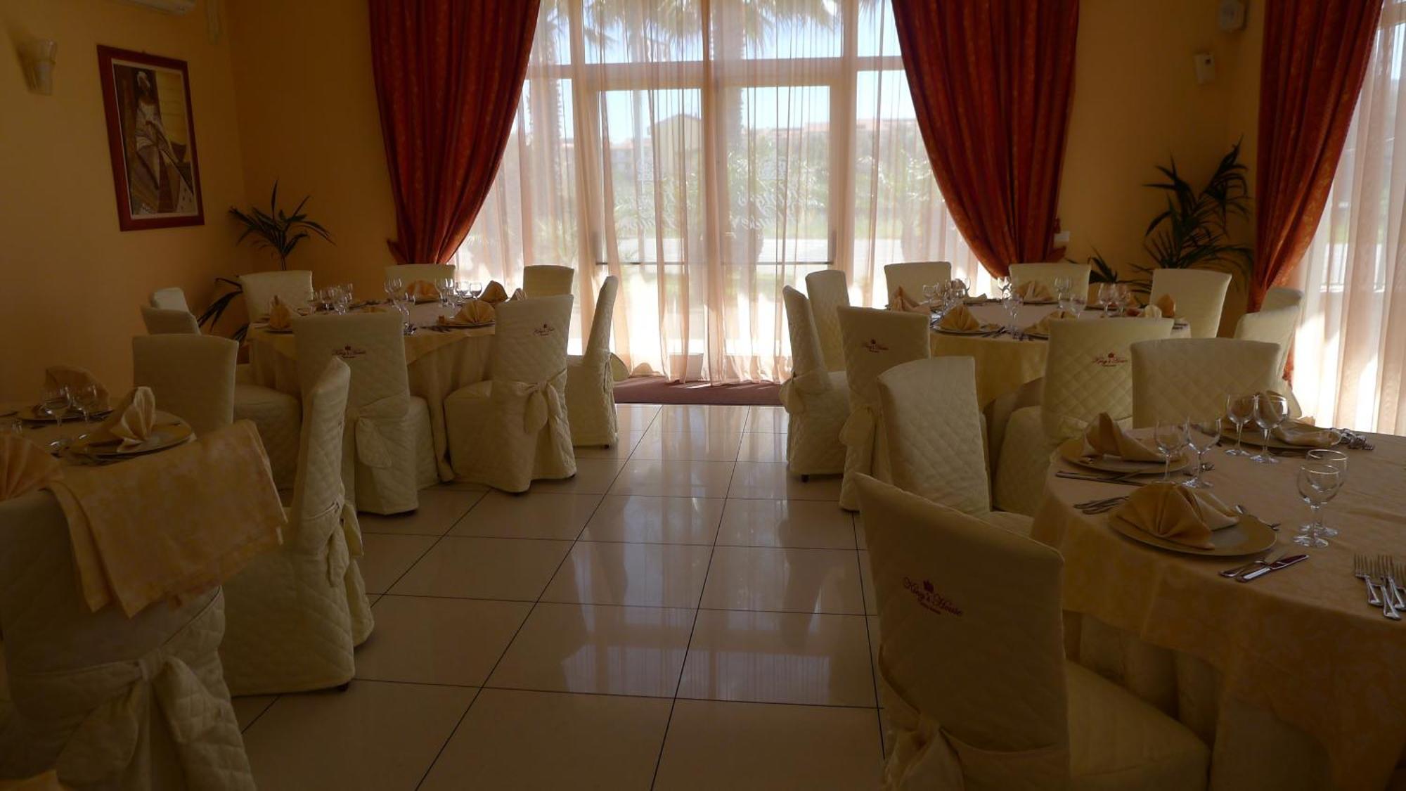 King'S House Hotel Resort Mascali Exterior foto